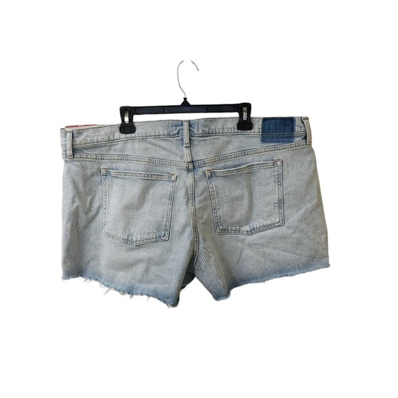Abercrombie & Fitch Button Fly Light Wash Jean Shorts Size 20 Low Rise - Picture 3 of 8